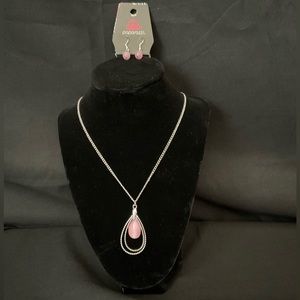 Silver necklace with pink stone
